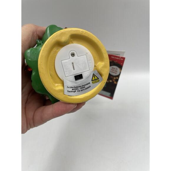 Disney Winnie the Pooh Light Up Ceramic Christmas Tree NEW With Tags! - Picture 9 of 11